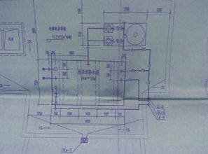 消防工程如圖屋面水箱字幕左邊有兩排短的管道,他們分別是什么 都有些什么設(shè)備 謝謝